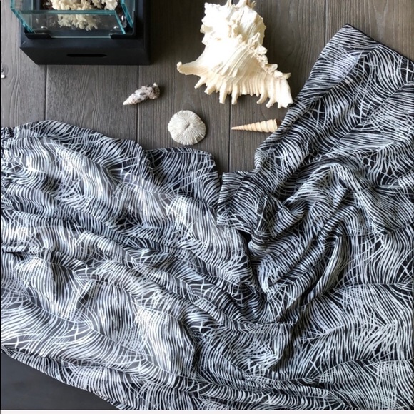 🌴🌼ROXY- MAXI DRESS🌼🌴 - Picture 3 of 7